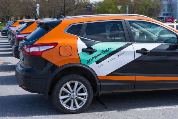 
                    Анастасия Мирошина, Делимобиль: «Купите всем, кто выходит на созвон с клиентами, кольцевую лампу и хороший микрофон»            