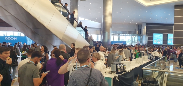 
                    Ozon форум: Одна кофеварка и толпы безработных            