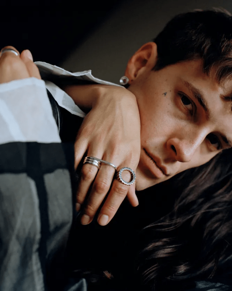 От домашней мастерской к глянцу и ЦУМу: успех бренда AVGVST. Взгляд со стороны
От домашней мастерской к глянцу и ЦУМу: успех бренда AVGVST. Взгляд со стороны