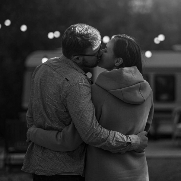 
                    Ломают стереотипы, гипнотизируют людей на лайки и комментарии            