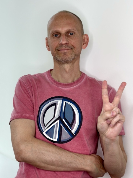 Как главное меню сайта увеличивает конверсию посетителя в покупателя?
Как главное меню сайта увеличивает конверсию посетителя в покупателя?