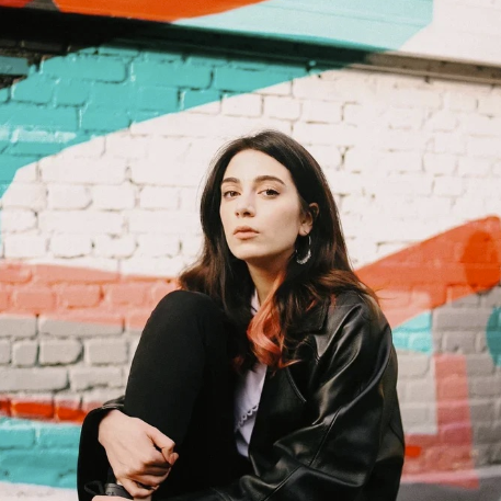 
                    Разобрались с рекламой у блогеров в Tелеге, Инсте*, ВК, Ютубе: цены, форматы, брифы            