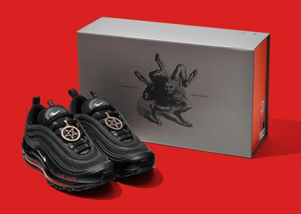 
                    Как MSCHF переворачивают все с ног на голову            