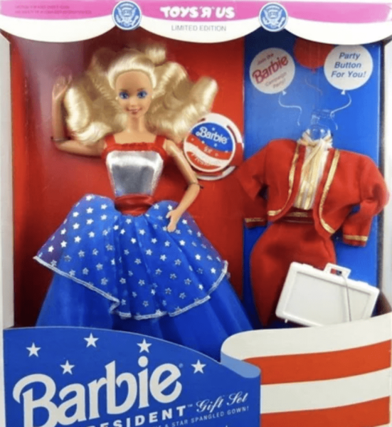 
                    От пляжной красотки до космонавтки: Рекламная эпопея Barbie            