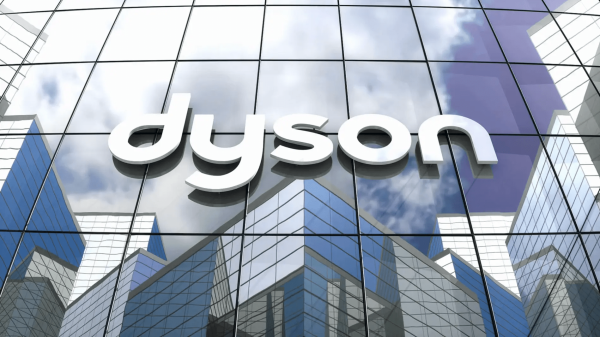 
                    Почему ваша девушка хочет Dyson? Разбираем по пунктам            