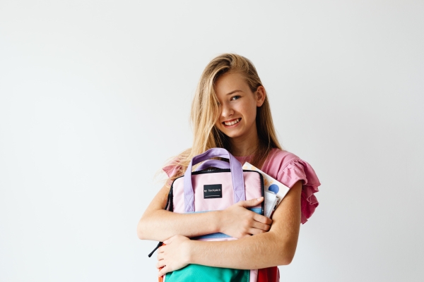 Как продвигать товары перед 1 сентября: показываем на примере рекламных статей             
                    Как продвигать товары перед 1 сентября: показываем на примере рекламных статей