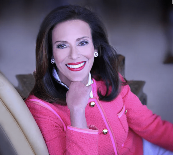 
                    От пляжной красотки до космонавтки: Рекламная эпопея Barbie            