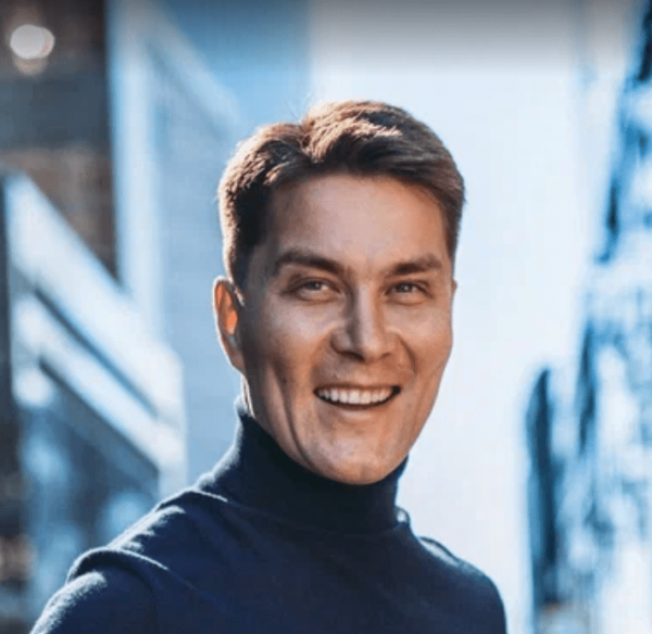 «У компании должна быть миссия. Наша — обучать людей и менять их жизни». Интервью с сооснователем агентства Napoleon IT             
                    «У компании должна быть миссия. Наша — обучать людей и менять их жизни». Интервью с сооснователем агентства Napoleon IT