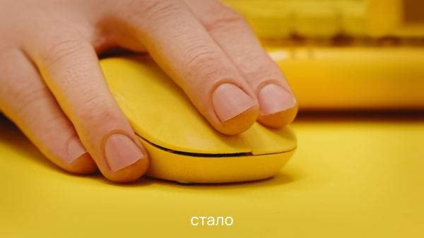 
                    Как мы покрасили циклораму в оранжевый и сделали 15 подходов к сценарию для рекламы «Первого Мебельного»            