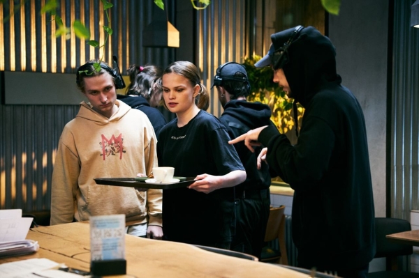 
                    попробуй и сделай рекламный ролик: что стоит за месяцами планирования и двумя днями съёмок            