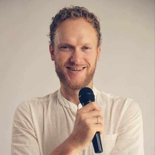 
                    [Кейс-мануал] Школа вокала. Как сделать 522 заявки по 169 руб. 70 коп. через таргет Вконтакте            