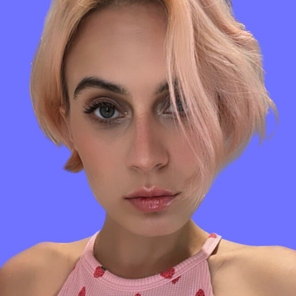 Сончи Уточкина в рубрике «Разговор с архетипом» (Творец). Креативность как ремесло и коммуникация
Сончи Уточкина в рубрике «Разговор с архетипом» (Творец). Креативность как ремесло и коммуникация