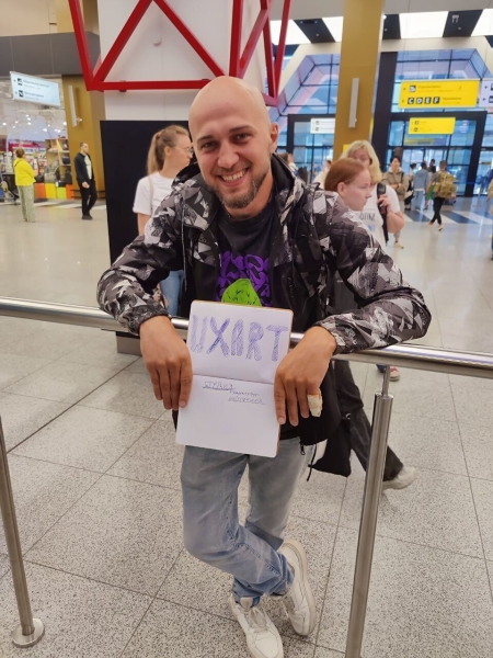 Ложится в 5 утра, пиарит свое агентство и управляет им, пишет музыку и не выгорает. Как? Интервью с CEO UXART             
                    Ложится в 5 утра, пиарит свое агентство и управляет им, пишет музыку и не выгорает. Как? Интервью с CEO UXART