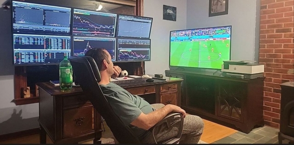 Как один телеграм-канал на 2.500 подписчиков принес $113,000 за 10 месяцев. "Реактивный" кейс
Как один телеграм-канал на 2.500 подписчиков принес $113,000 за 10 месяцев. "Реактивный" кейс