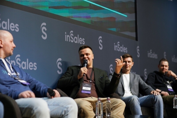 
                    Не открывай агентство: Про Аяза Шабутдинова, Артура Абдуллина и “Ашманов и Партнеры”            