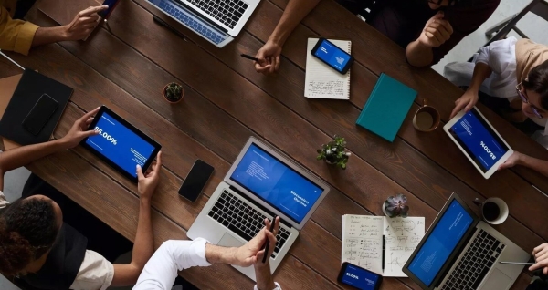 
                    Как мы искали новые рынки за рубежом для нашего продукта            