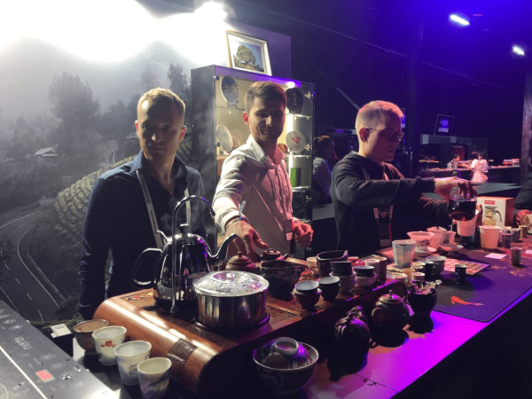 Собрали на Тильде атмосферный магазин элитного китайского чая, и за полгода он принес заказчику 9 млн выручки
Собрали на Тильде атмосферный магазин элитного китайского чая, и за полгода он принес заказчику 9 млн выручки