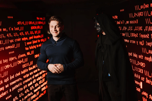 «Тайный орден айтишников»: собрали 2000 человек на ночной IT-конференции за счет черного рынка и промо в стиле масонов
«Тайный орден айтишников»: собрали 2000 человек на ночной IT-конференции за счет черного рынка и промо в стиле масонов