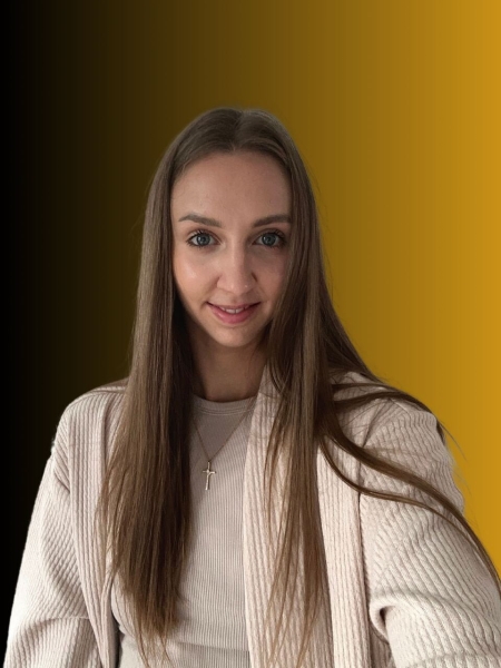 
                    Стоит ли отключать рекламу бизнесам на новогодние и рождественские праздники?            