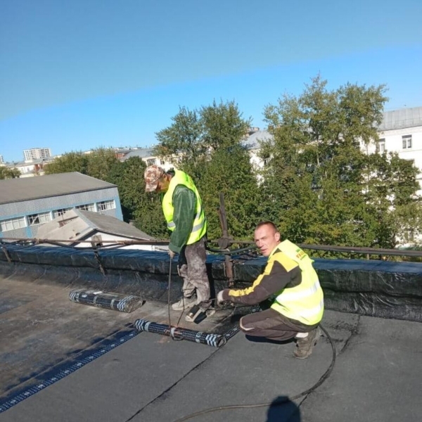 «Это деньги сразу»: владелец крупнейшего аутстаффа Москвы о том, как продавать 1300 рабочих за 4,5 млн ₽ в день
«Это деньги сразу»: владелец крупнейшего аутстаффа Москвы о том, как продавать 1300 рабочих за 4,5 млн ₽ в день