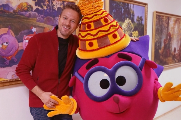 
                    «Слишком притчевые, хулиганские и русские»: как «Смешарики» с «логикой Винни-Пуха» выходили в Китай, Германию и США 

    
        Статьи редакции
            

            