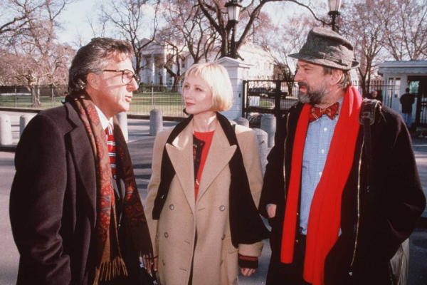 
                    10 фильмов о пиаре, маркетинге и политике            