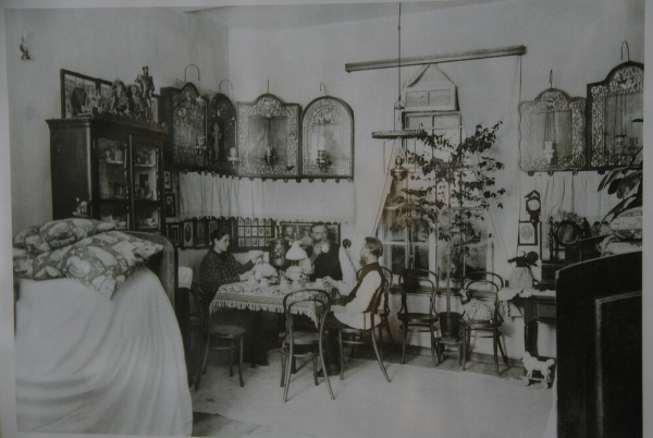 «Это деньги сразу»: владелец крупнейшего аутстаффа Москвы о том, как продавать 1300 рабочих за 4,5 млн ₽ в день
«Это деньги сразу»: владелец крупнейшего аутстаффа Москвы о том, как продавать 1300 рабочих за 4,5 млн ₽ в день