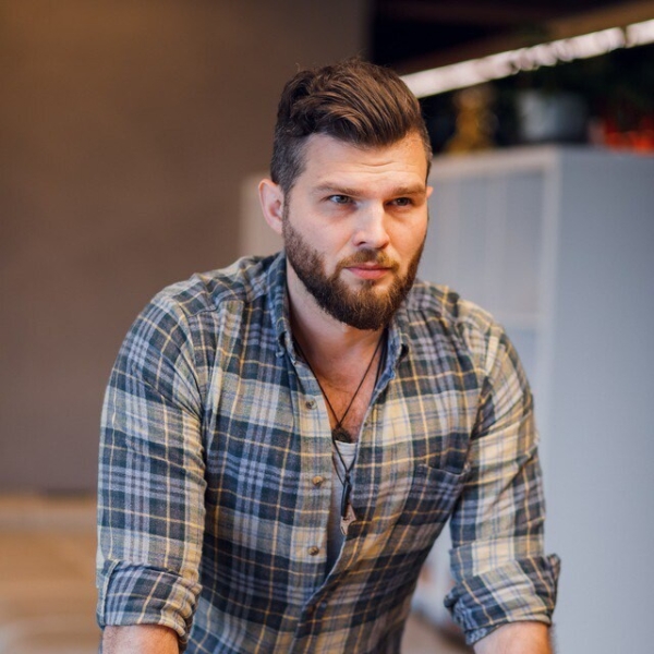 
                    Сколько стоит лид — как настроить систему аналитики, если связка Roistat и CRM не помогла            