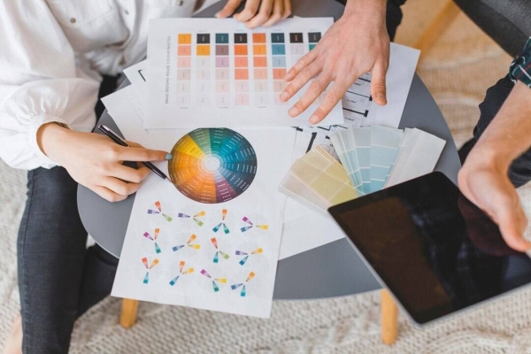 
                    Применение психологии цвета и формы в дизайне упаковки для увеличения конверсии            