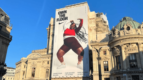 Как продавать кроссовки и подросткам, и миллионерам: топ-5 брендовых решений Nike             
                    Как продавать кроссовки и подросткам, и миллионерам: топ-5 брендовых решений Nike