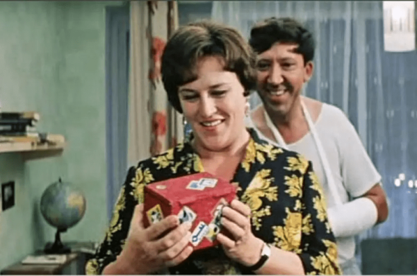 
                    Подарки клиентам и сотрудникам — как в этом разобраться с научной точки зрения            