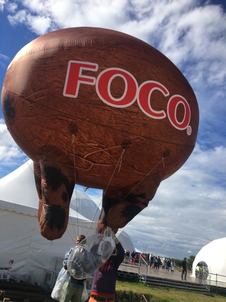 VK FEST и другие летние фестивали: зачем и как организовать участие вашего бренда (и не уволиться)
VK FEST и другие летние фестивали: зачем и как организовать участие вашего бренда (и не уволиться)