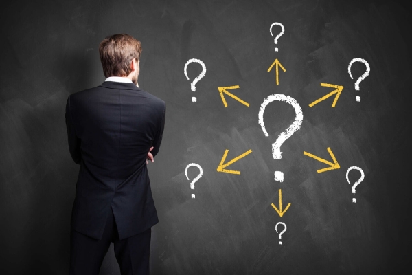 
                    Почему важно использовать ключевые запросы при заполнении карточки компании на Яндекс картах?            