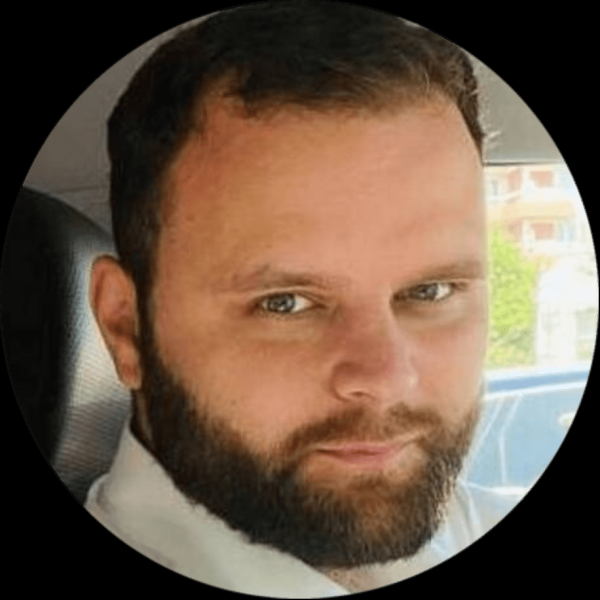 
                    Плюсы и минусы SEO-аутсорса для крупных компаний. Для чего Циан, Газпромбанк и Ivi выкупают часы агентских сеошников            