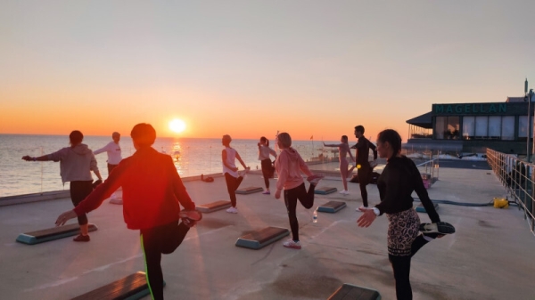 Как отели становятся ближе к фитнесу и почему это им полезно и выгодно?
Как отели становятся ближе к фитнесу и почему это им полезно и выгодно?