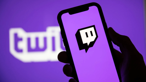 
                    Подглядываем за конкурентами на Twitch            